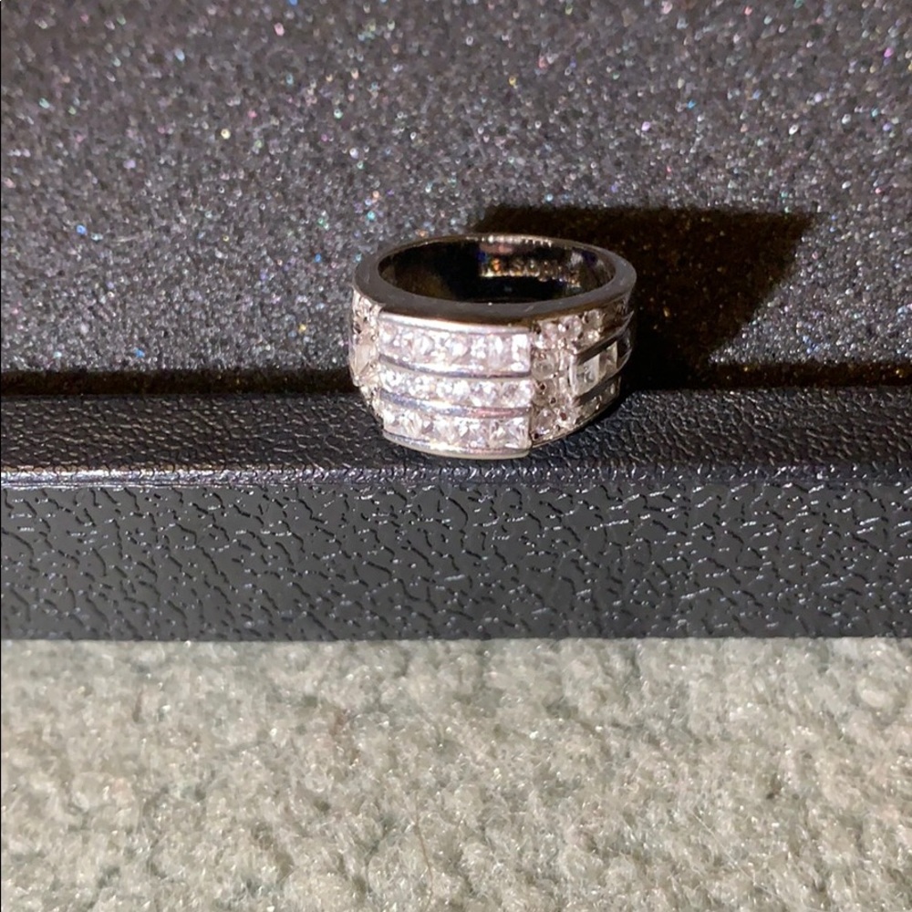 Row stones Lia Sophia ring